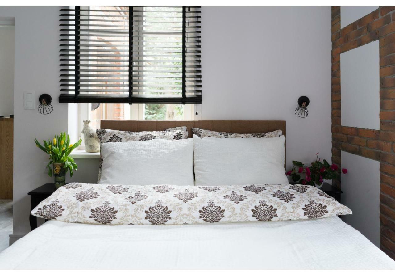 Gostynin Garden Apartment Екстериор снимка